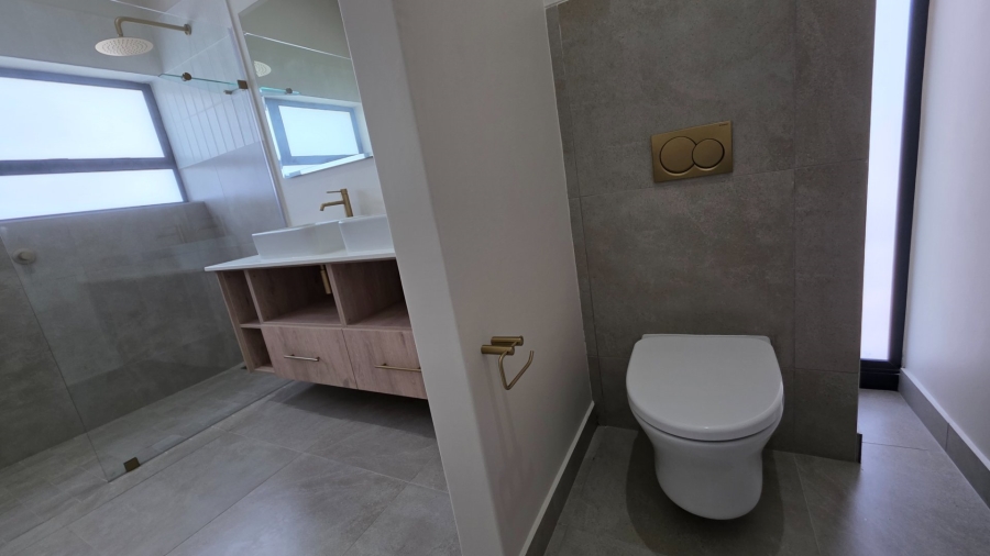 3 Bedroom Property for Sale in Hartenbos Heuwels Western Cape